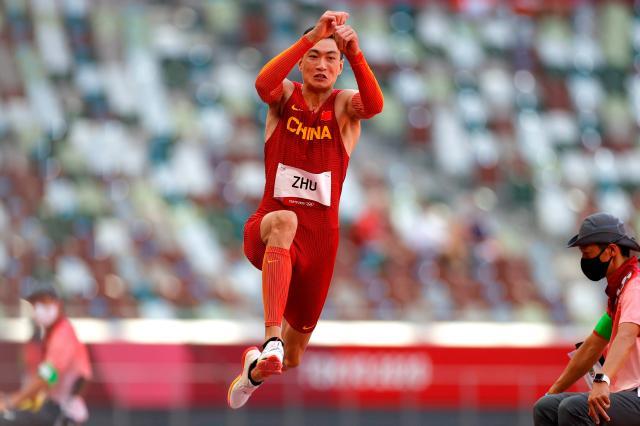 朱亚明：希望扣篮的三级跳名将