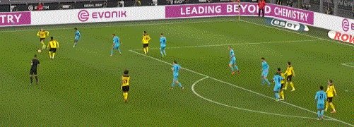 开云投注-【德甲】哈兰德双响破纪录 布兰特2助攻 多特3比0胜