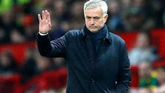 开云体育保障-师徒对决暗藏杀机！阿韦洛亚率皇马迎战穆里尼奥，关键战不容有失