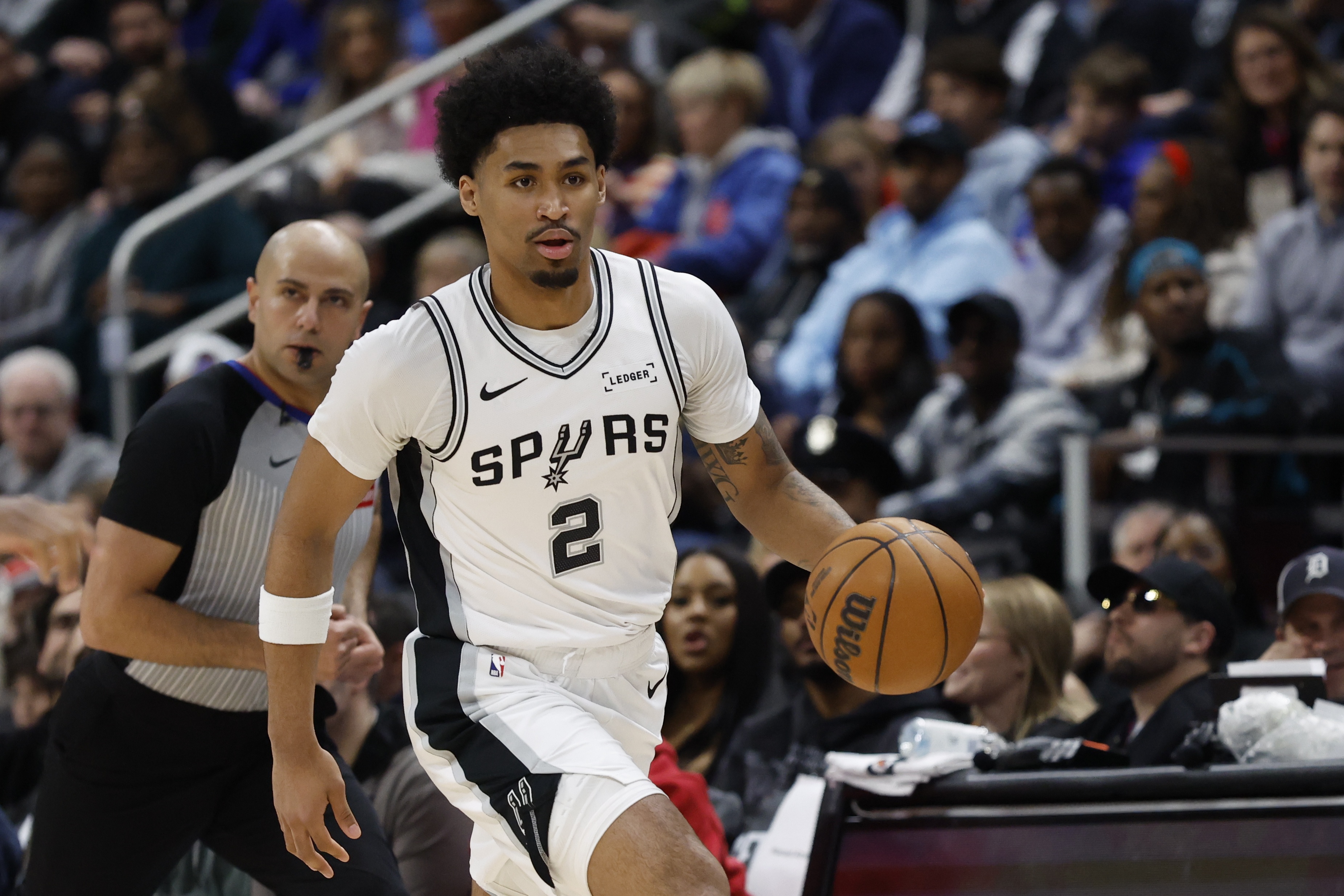 开云体育博彩-【菜鸟】哈珀22分&amp;11中8 雷诺22分10板2断 克尼佩尔13分&amp;三分7中1